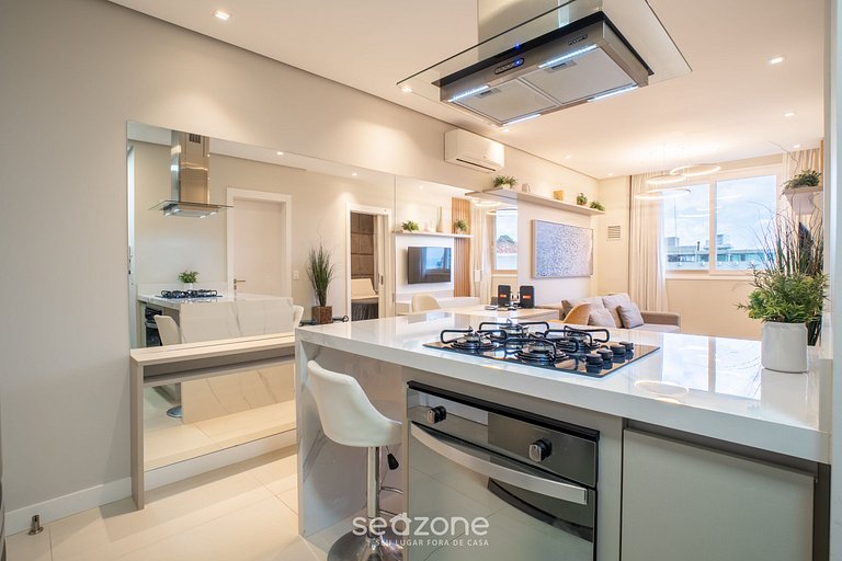 Apto em edf. c/ piscina no Centro-Floripa CJO0202