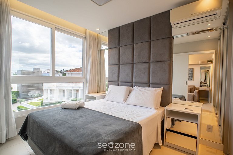 Apto em edf. c/ piscina no Centro-Floripa CJO0202