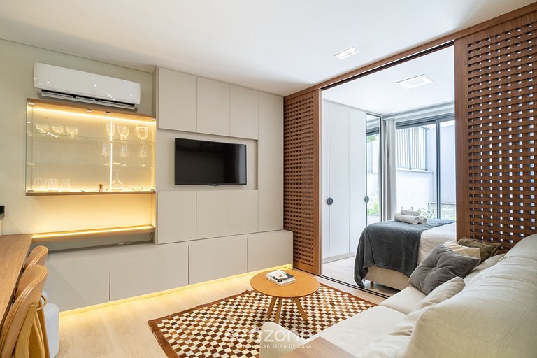 Estudio a 300 m de la Beira-mar Norte MSG0101