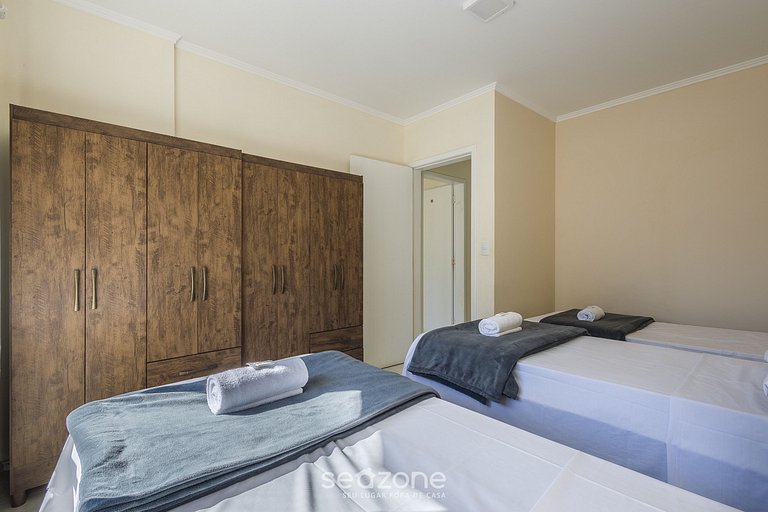 Apt de 2 dorm. 250m del playa en el centro SDC0601