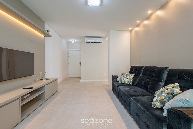 Apto c/ varanda gourmet a 450m da praia REB0802