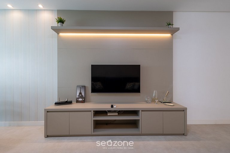 Apto c/ varanda gourmet a 450m da praia REB0802