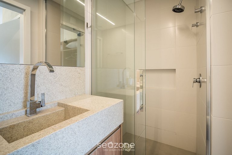 Apto c/ parrilla a pocos pasos del mar RTY0305