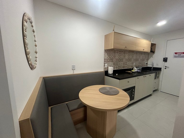 Estúdio completo à passos do mar AAR0207