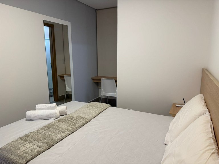 Apto. de 1 suite en edif. c/ piscina GRL1802