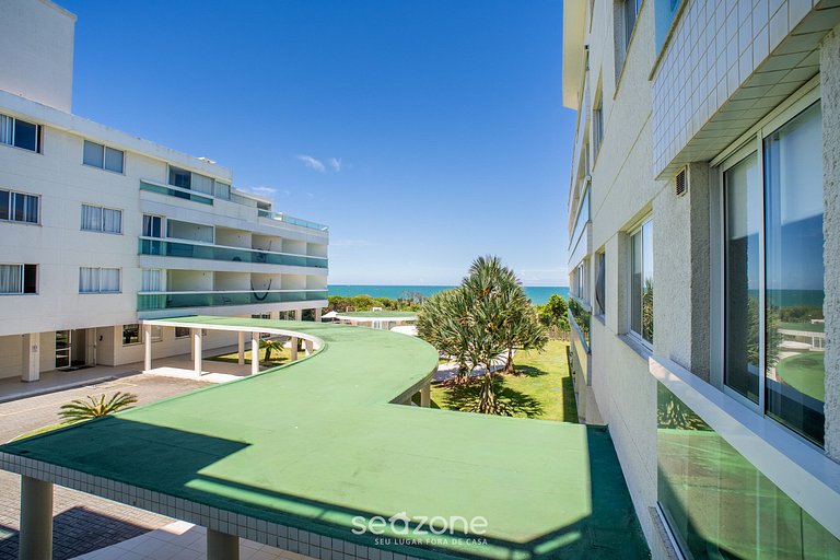 Apto em cond. à beira-mar c/ piscina POM0111