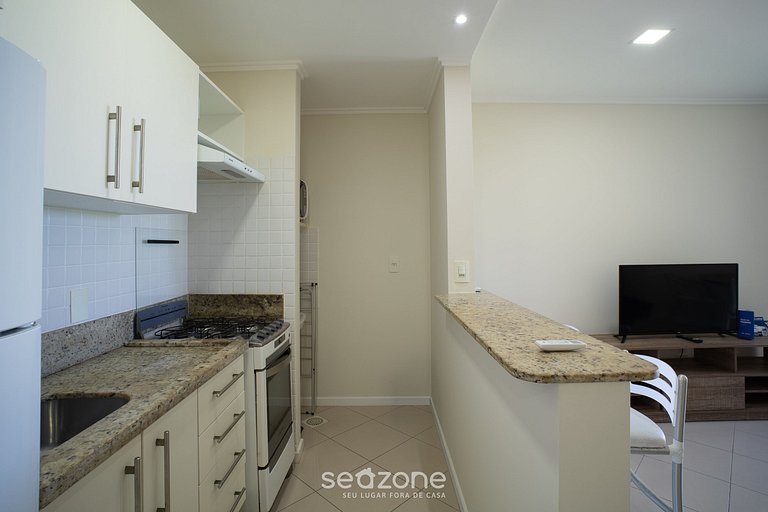 Apto em cond. à beira-mar c/ piscina PRO0111