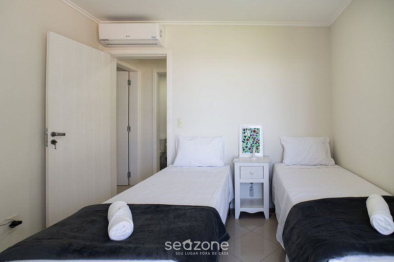 Apt en condo. frente al mar c/ piscina POM0111