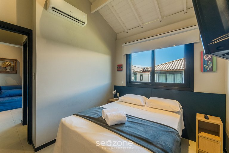 Apto em cond. c/ piscina na Praia do Forte VLP0211