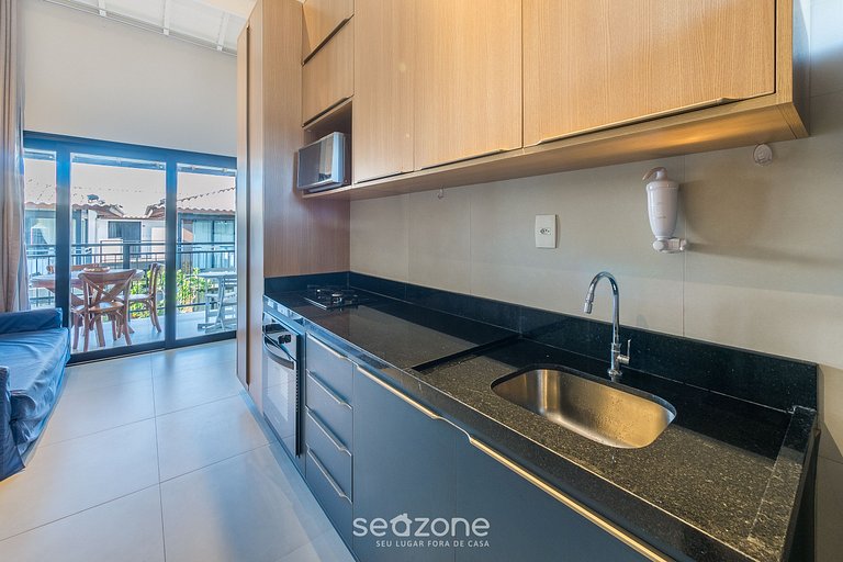 Apto em cond. c/ piscina na Praia do Forte VLP0211