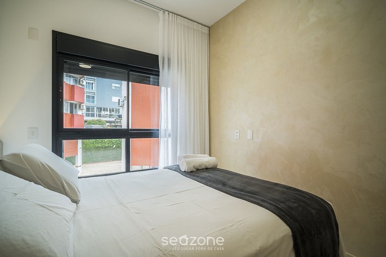 Apto c/ churrasq. e varanda a 220m do Mar RTY0216