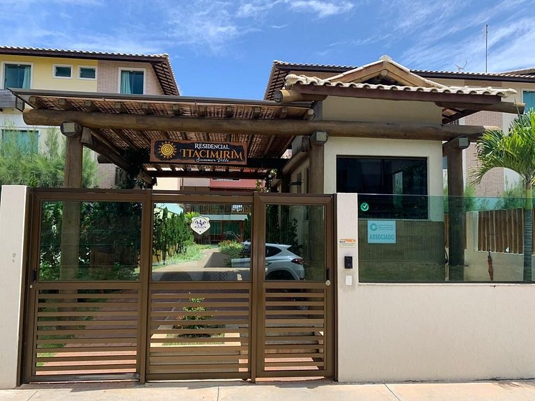 Apt, cond. Beira-mar c/ Piscina Itacimirim RSV0004