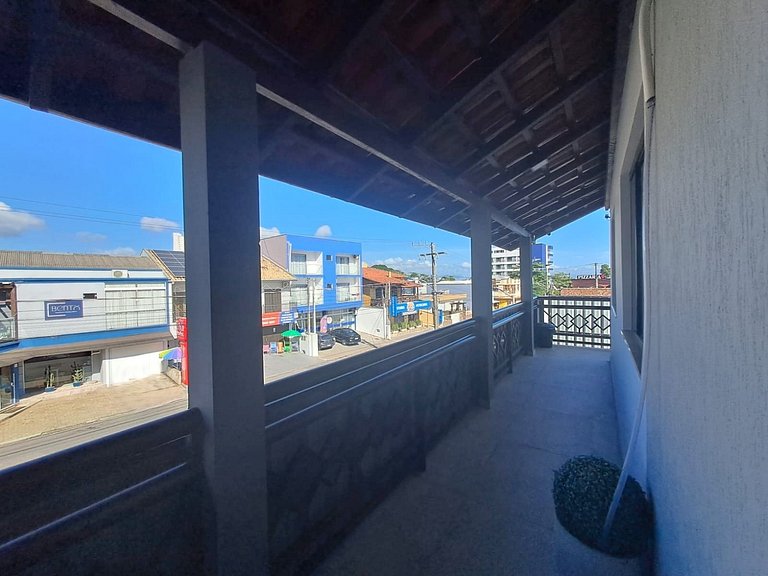 Apto. c/ parrilla a 200 m de la playa IFA0054