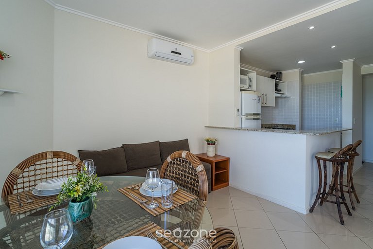 Apto c/ Churrasqueira em cond. Beira-mar PRO0113