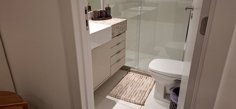 Apto c/ vista mar a 800 m da praia EDF1306