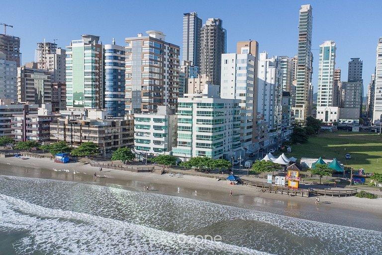 Dpto. c/ balcón gourmet frente al mar RKR0502