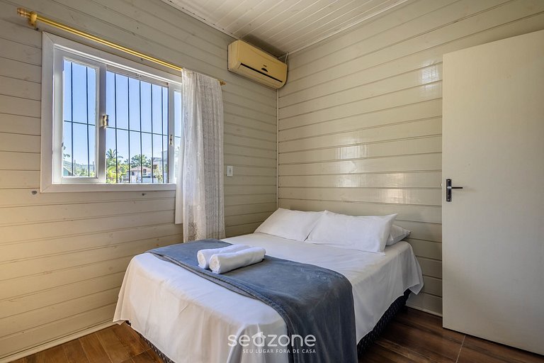 Casa c/ Churrasq. a 700m da Praia JSE0382