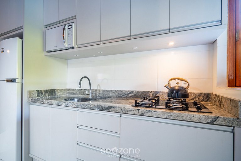 Refúgio de Madeira próx Lagoa da Conceição KNU0170