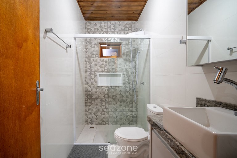 Refugio de Madera cerca Lagoa da Conceição KNU0170