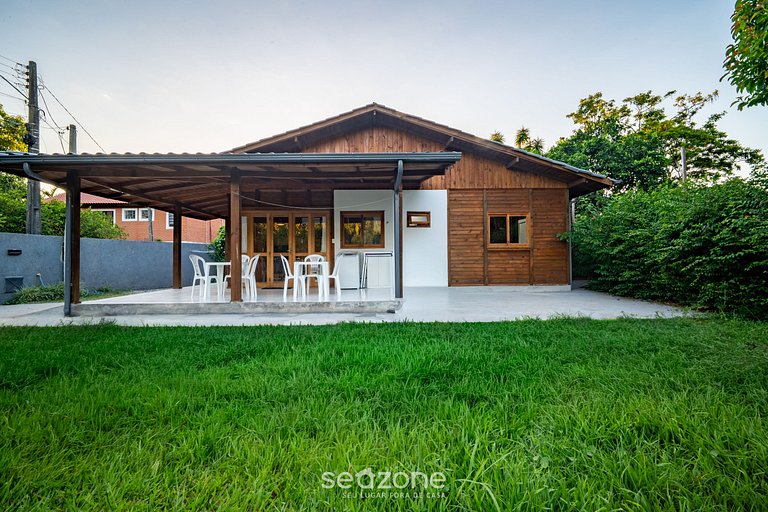 Refúgio de Madeira próx Lagoa da Conceição KNU0170