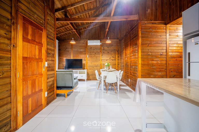 Refugio de Madera cerca Lagoa da Conceição KNU0170