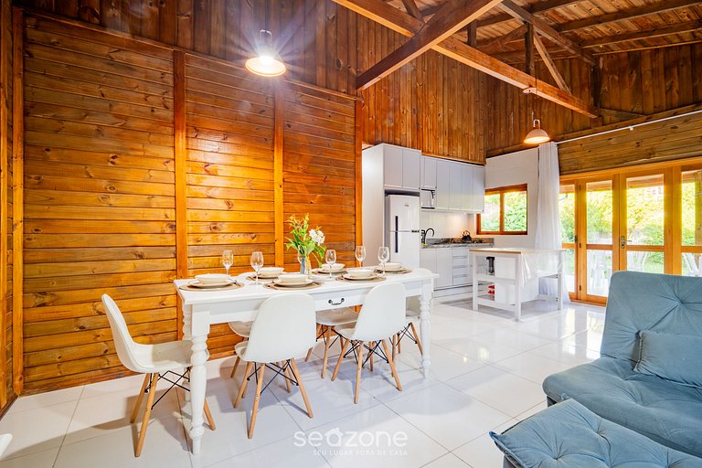 Refugio de Madera cerca Lagoa da Conceição KNU0170