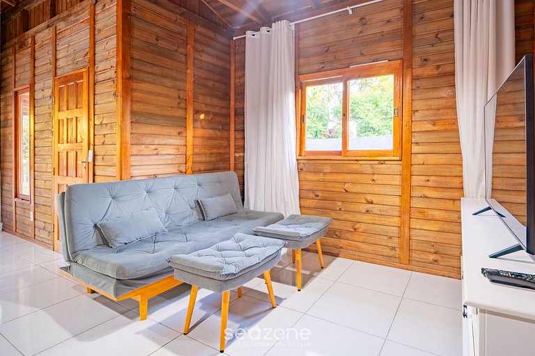 Refúgio de Madeira próx Lagoa da Conceição KNU0170