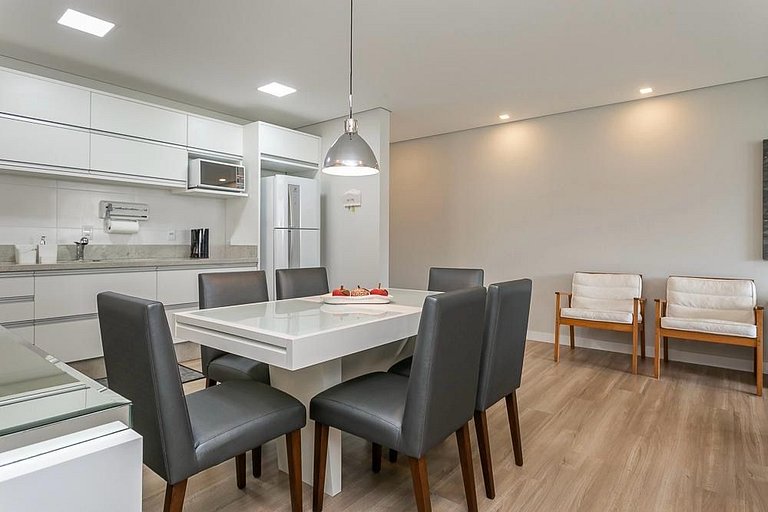 Apto c/ Churrasqueira a 400m da Praia CMN0104