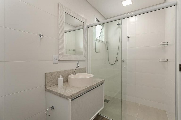 Apto con Parrilla a 400 m de la Playa CMN0104