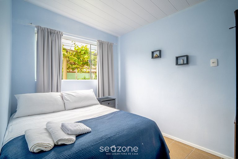 Casa a 700m da Praia do Campeche RFV0201