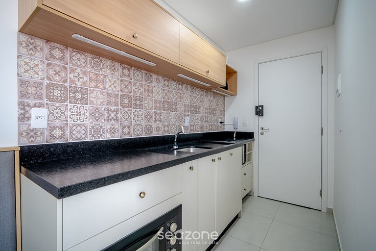 Estudio equipado a pasos del mar AAR0207