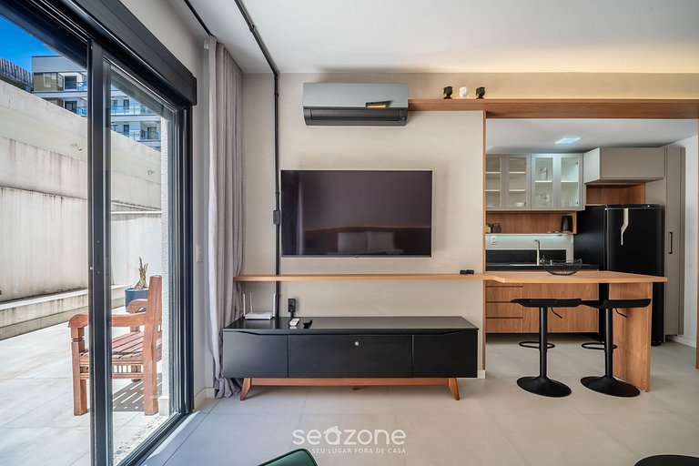 Estudio a 800 m de la Beira-mar Norte ECH0106