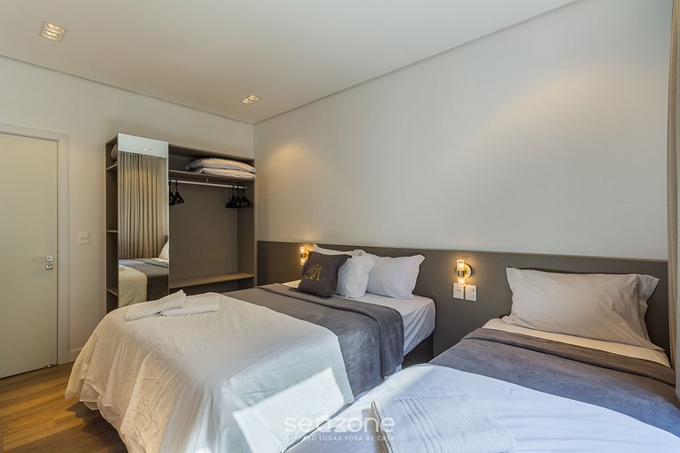 Apto sofisticado no Centro de Gramado CBG0204