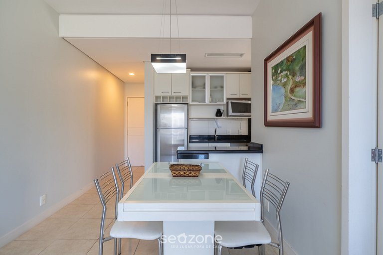 Apto c/ barbacoa en condominio con piscina EAR0404