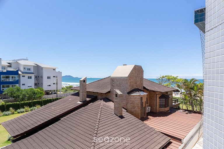 Apto c/ barbacoa en condominio con piscina EAF0404