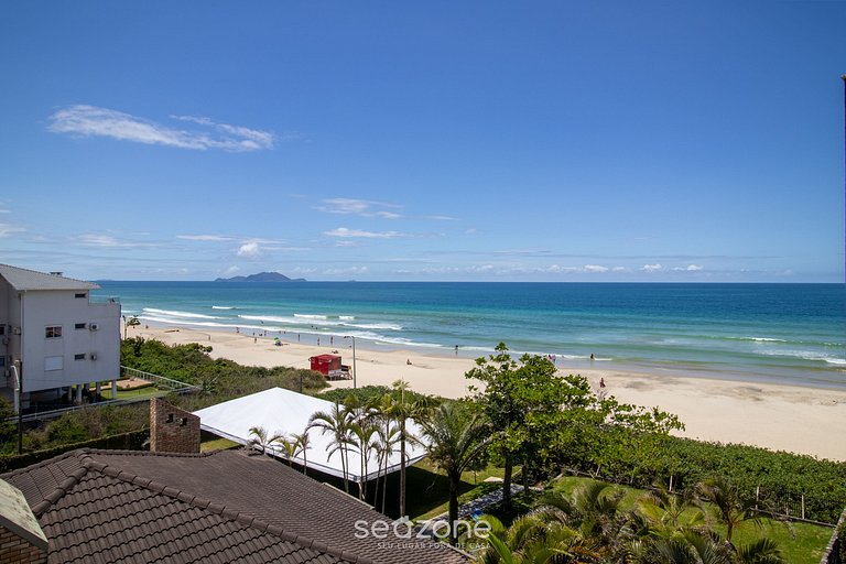 Apto c/ Churrasq. em Cond. c/ Piscina EAF0404