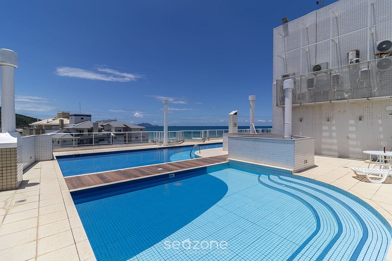 Apto c/ barbacoa en condominio con piscina EAF0404