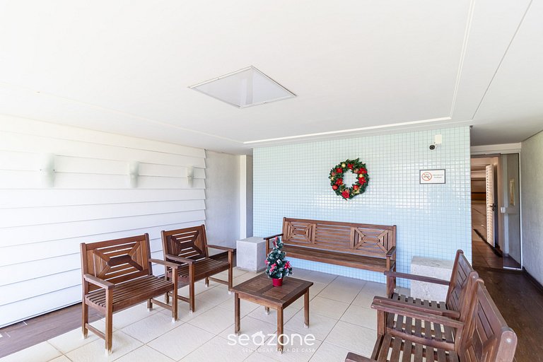 Apto c/ barbacoa en condominio con piscina EAF0404