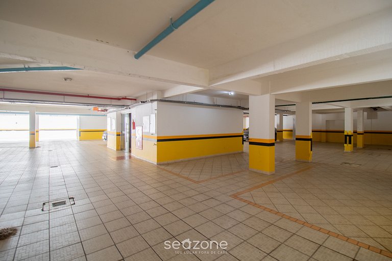 Apto c/ Churrasq. em Cond. c/ Piscina EAF0404