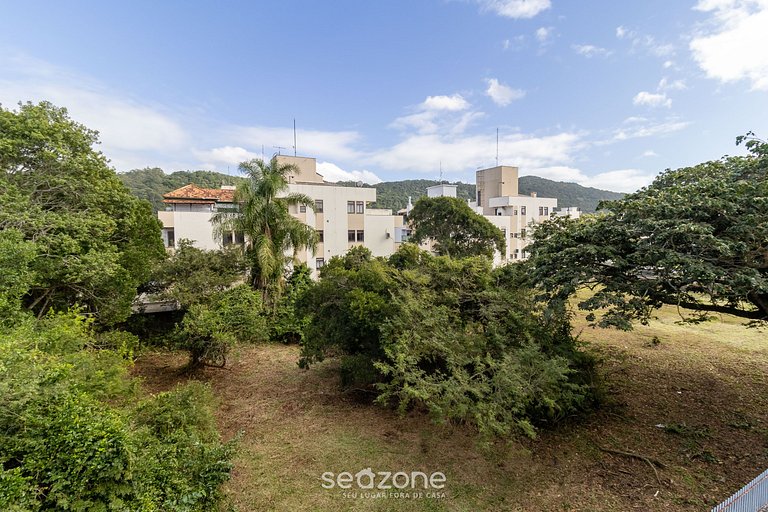 Apto completo a 700m da Praia dos Ingleses MAB0203