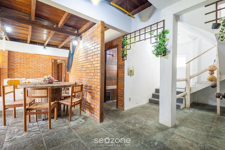 Casa Grande de 3 Dormitorios en Penha SEL0068