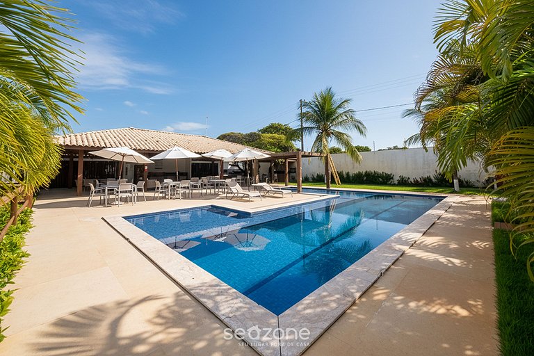 Casa em Cond. c/ Piscina e Churrasq. NTO0005