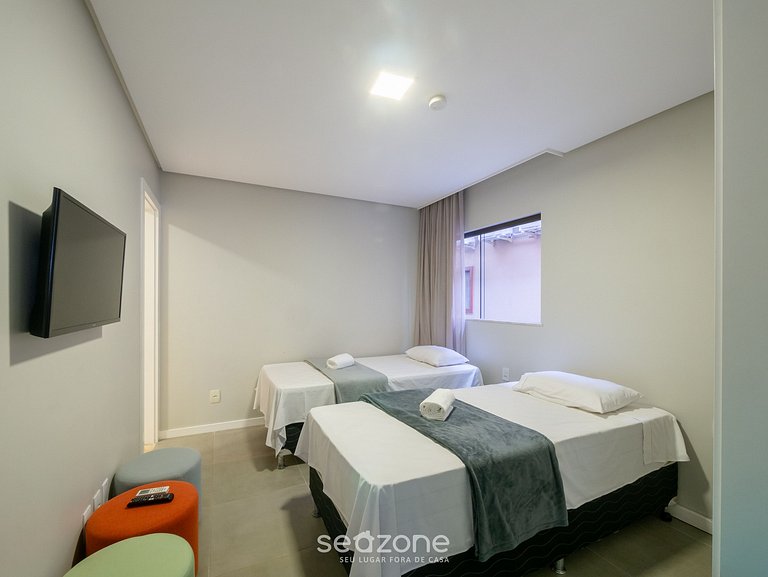 Casa em Cond. c/ Piscina e Churrasq. NTO0005