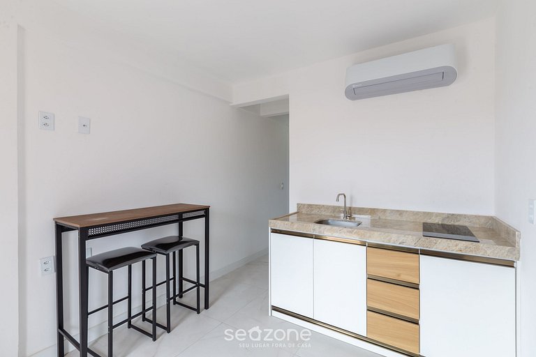 Apto 1Quarto 160m Praia Ed Cumbuco Real MCU0202