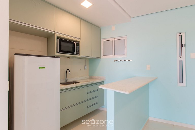 Ap em Cond. c/ Piscina a 1 Quadra da Praia KVI0403