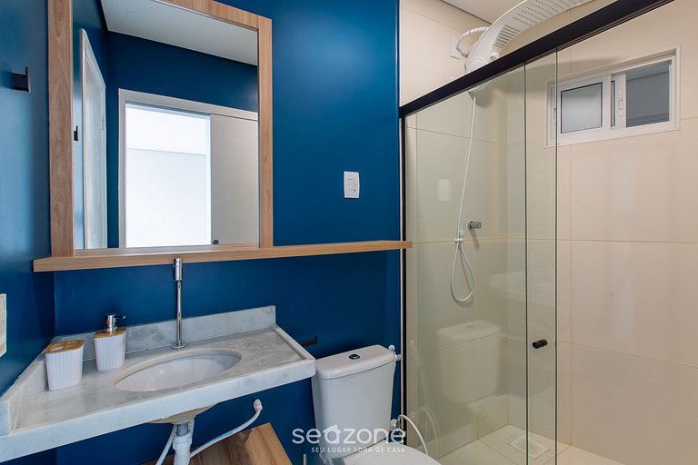 Ap em Cond. c/ Piscina a 1 Quadra da Praia KVI0403