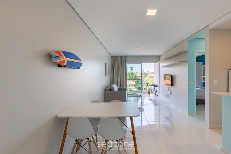 Ap em Cond. c/ Piscina a 1 Quadra da Praia KVI0203