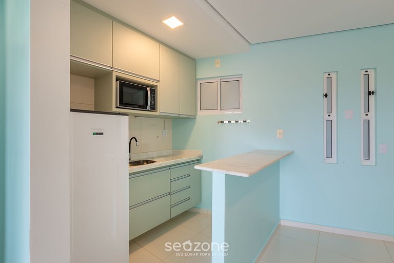 Ap em Cond. c/ Piscina a 1 Quadra da Praia KVI0203