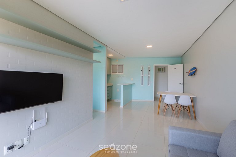 Ap em Cond. c/ Piscina a 1 Quadra da Praia KVI0203