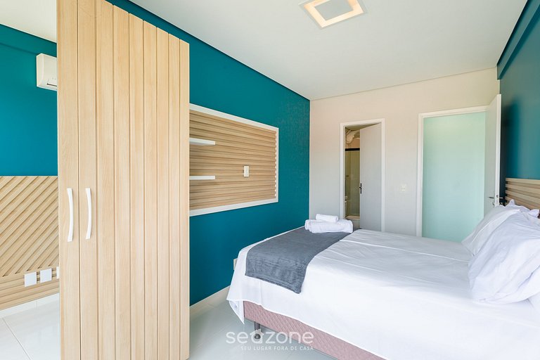 Ap em Cond. c/ Piscina a 1 Quadra da Praia KVI0203